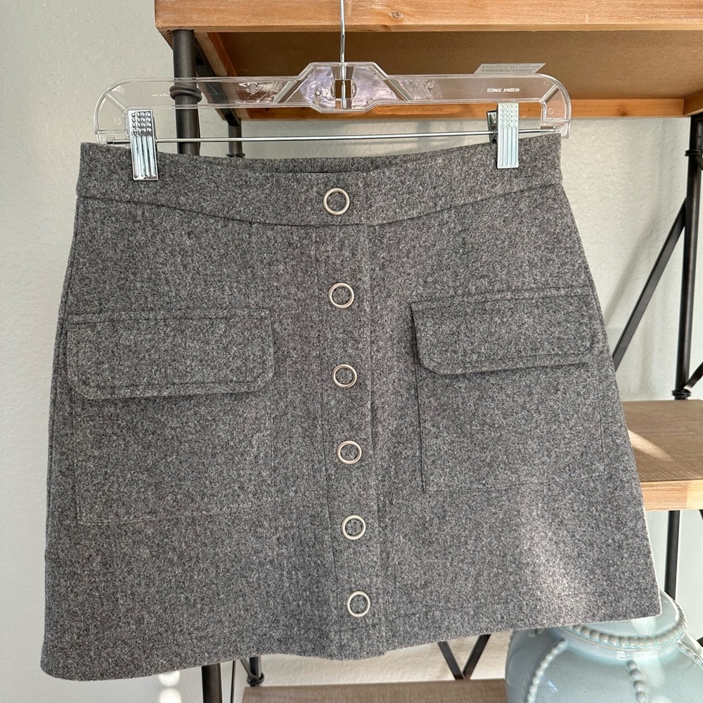 NWOT Anna Grace altar’d state Grey Button Down Skirt